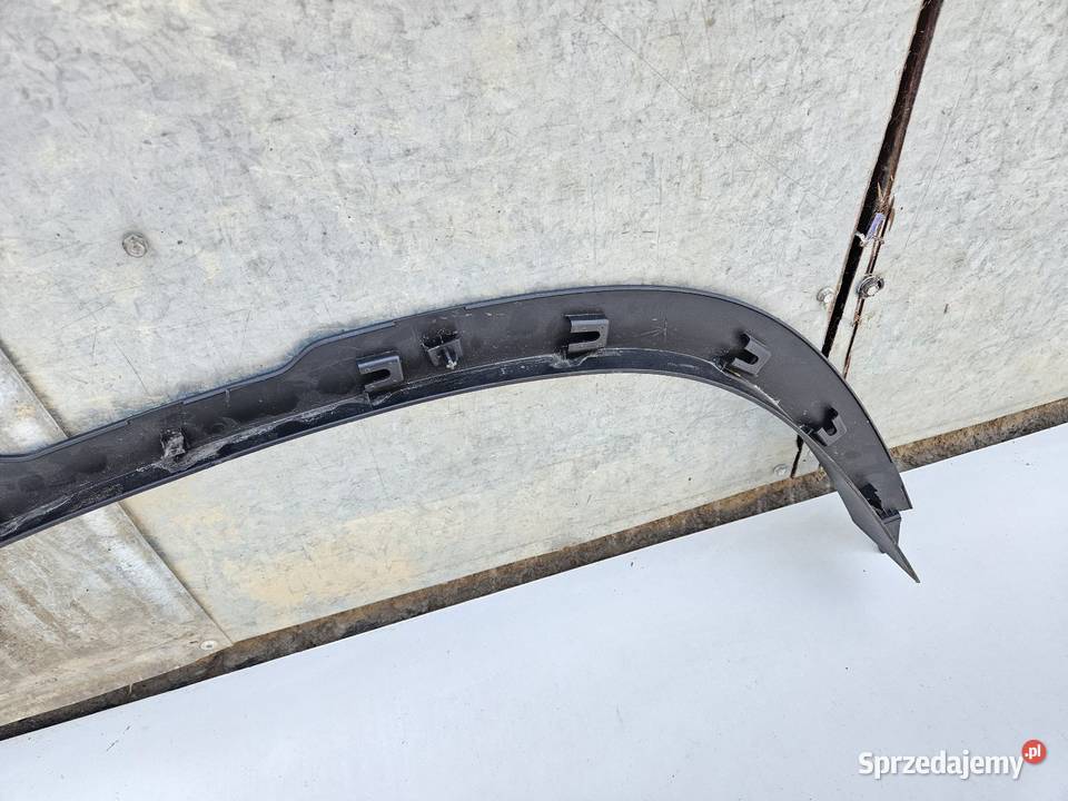 LAND ROVER DEFENDER L663 LISTWA BŁOTNIKA LEWA Międzychód