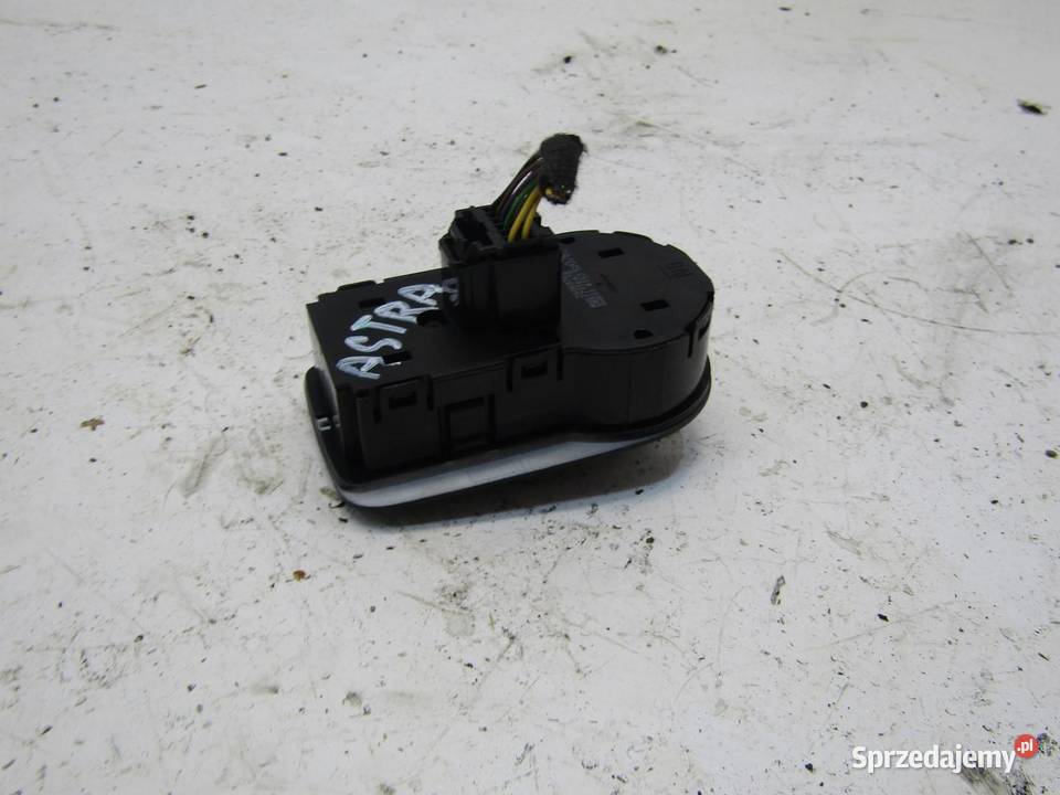 PRZEŁĄCZNIK ŚWIATEŁ ASTRA K HB 39050762
