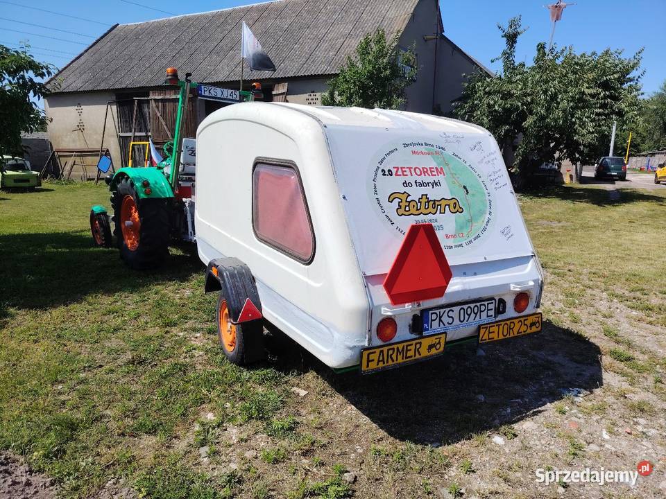 Przyczepa kemping 12 osobowa Rok produkcji 1983 Wilkowice