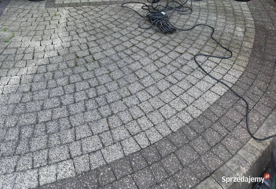 Mycie kostki brukowej Mycie elewacji i prace wysokościowe Legnica