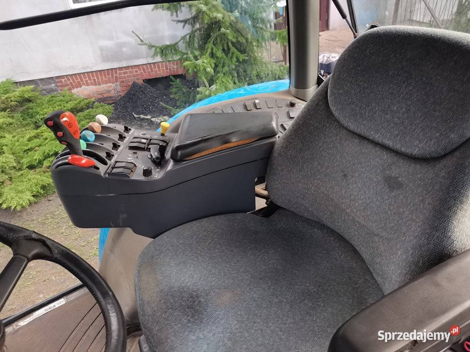 Holland TG 230 Obudowa filtra oleju Wilkowo