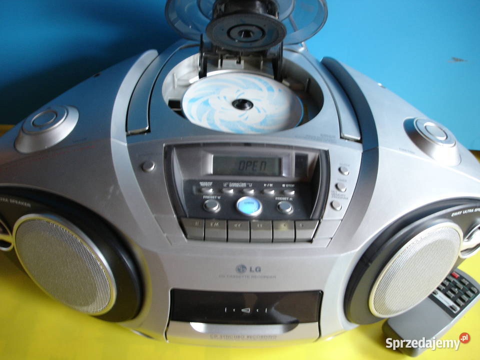 Radiomagnetofon z CD LG CD371PILOT Zielona Góra