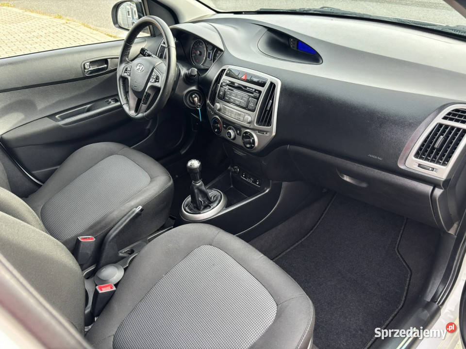 Hyundai i20 LedyCzujniki parkPodgrzewane