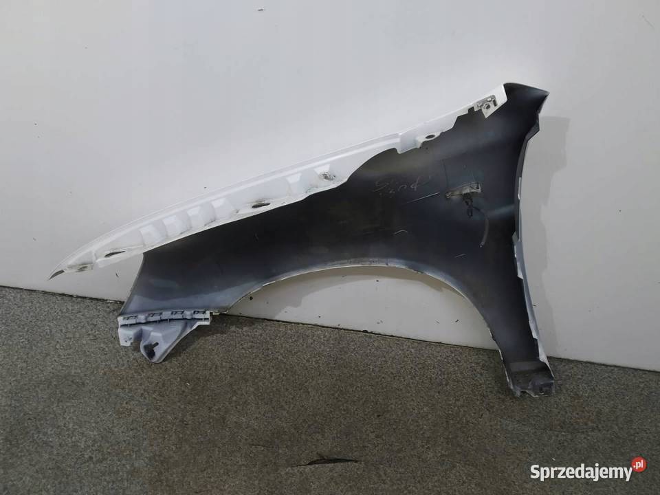 BŁOTNIK PRAWY PRZÓD W37 Mitsubishi ASX I 2010