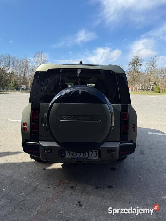 Land Rover Defender 7 osobowy mild hybrid Rok produkcji 2023 Borek Wielkopolski sprzedam