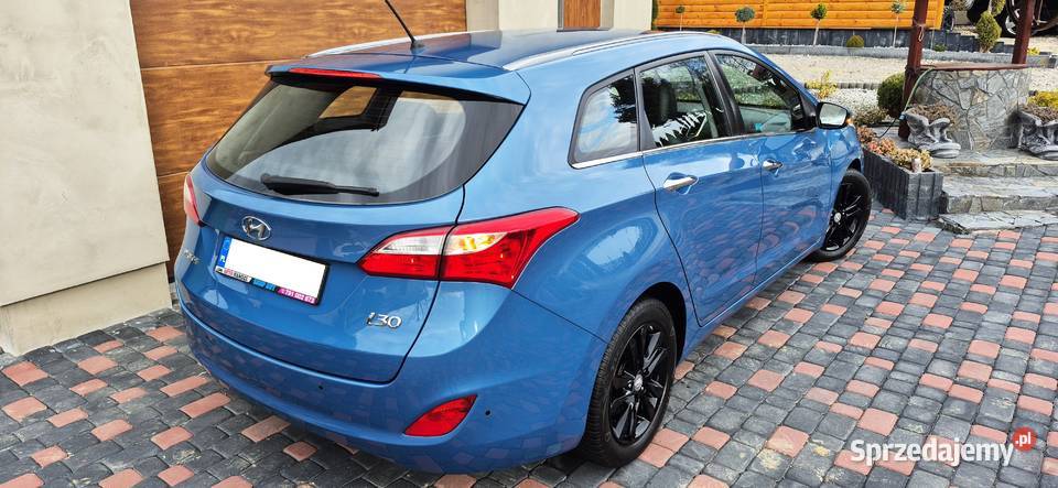 HYUNDAI I30 16 BENZYNA KEYLESS SKÓRY LED 2x PDC elektryczne szyby Tarnów sprzedam