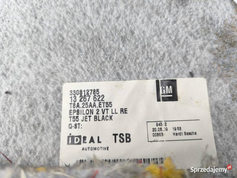 DYWAN WYKŁADZINA PASAŻERA PRAWA OPEL INSIGNIA A Dywaniki