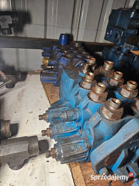3sekcyjny rozdzielacz hydrauliczny JCB 3CX 4CX i Gdynia sprzedam
