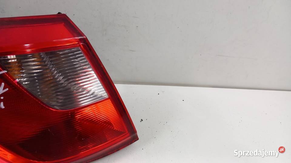 SEAT IBIZA 6J KOMBI LAMPA TYŁ LEWA Zbierkowo sprzedam
