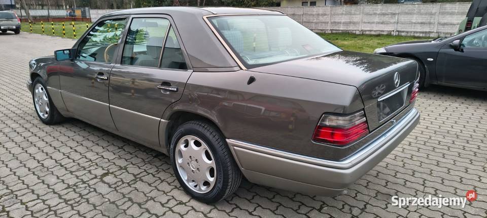 Mercedes W124 200E 1990 benzyna klimatyzacja bez nieuszkodzony Motoryzacja łódzkie Zgierz