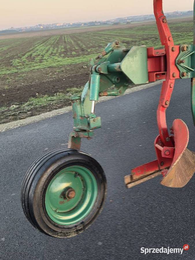 Pług obrotowy 4 skibowy kverneland vd 85 ładne Czołowo sprzedam