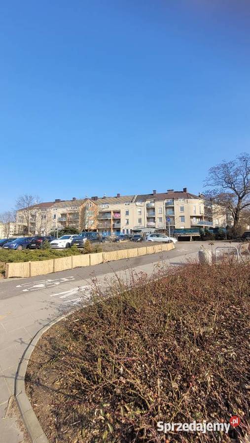 Sprzedam miejsce postojowe Naramowicka 203 Poznań