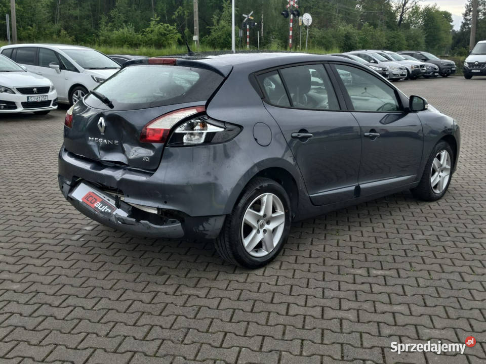 Renault Megane 15 DCI 110 ledy nawigacja rlink Rok produkcji 2015 Megane Kęty