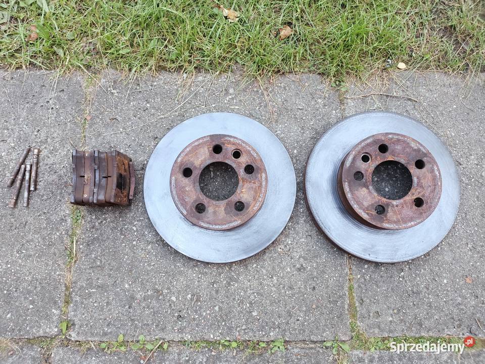 Tarcze hamulcowe przód z klockami VW Transporter łódzkie