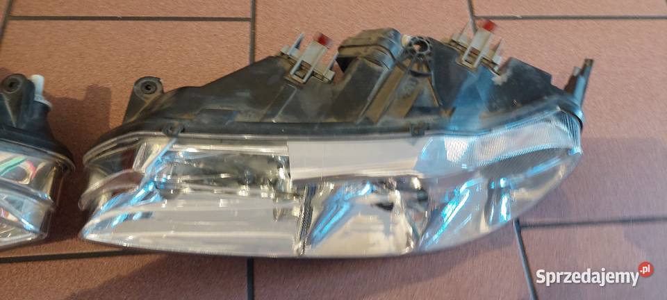 Komplet reflektorów przednich Peugeot 406 coupe osobowe Kalety