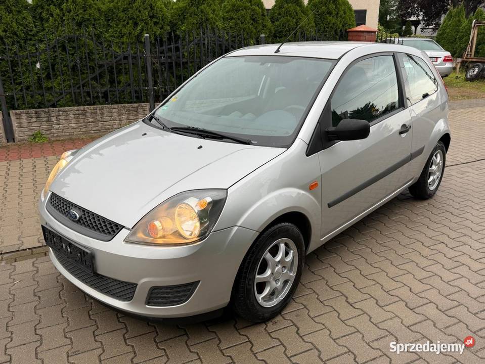 Ford Fiesta 13 Benzyna Lifcie Opłacona nieuszkodzony Kostrzyn sprzedam