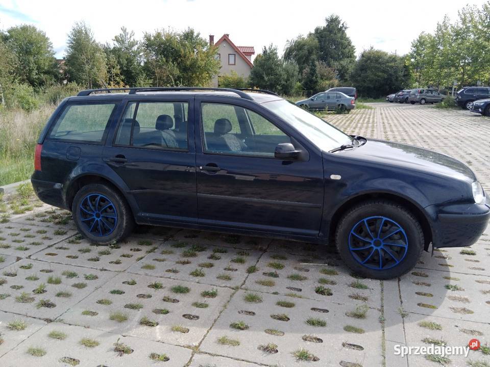 Volkswagen Golf 4 16 100 benzyna 1999r kombi Golf Wejherowo
