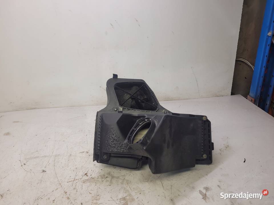 OBUDOWA FILTRA POWIETRZA AUDI A4 A5 Q5
