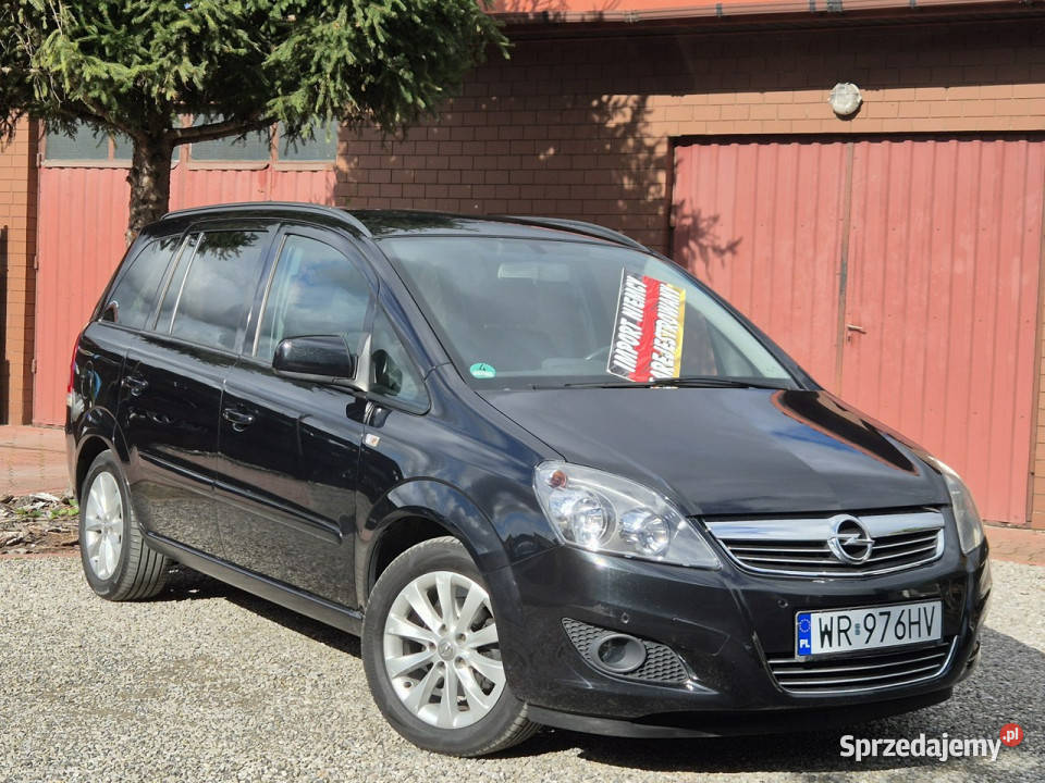 Opel Zafira 2014r 18B 140 Org Lakier Navi 7 Osób mazowieckie Radom