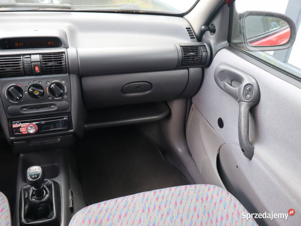 Opel Corsa 12 czerwony Katowice