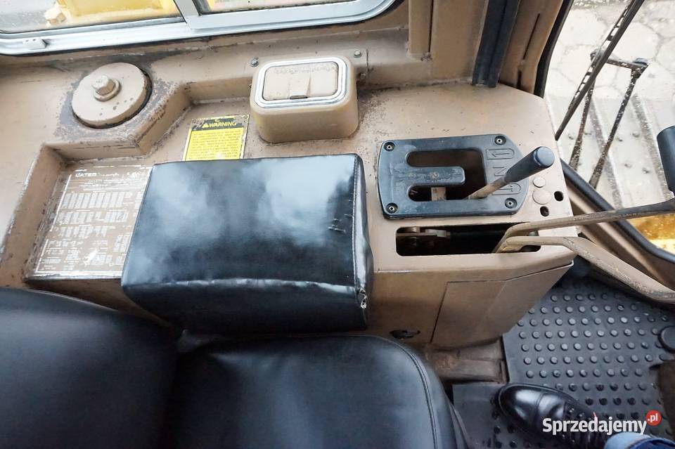 CAT D4H spycharka gąsienicowa sprzedam