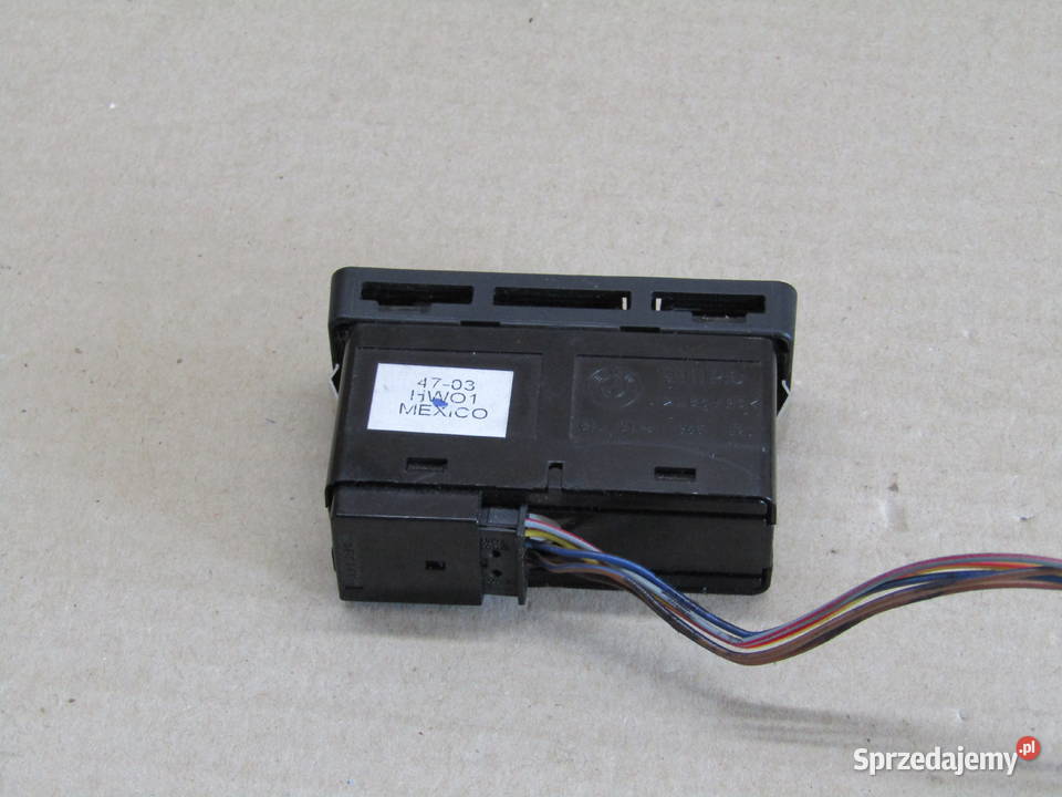 WŁACZNIK ŚWIATEŁ AWARYJNYCH BMW E46 LIFT 8368920 Mysłaków sprzedam