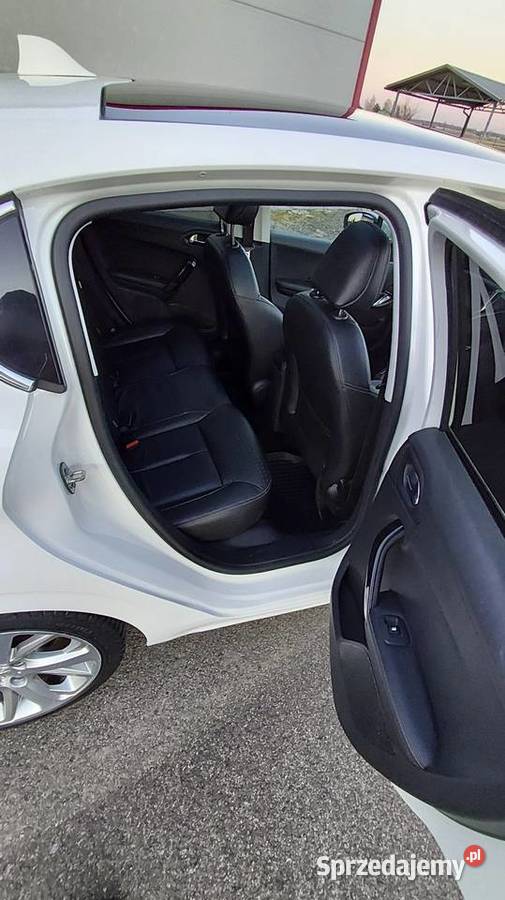 Peugeot 208 eHdi 92konie Częstochowa
