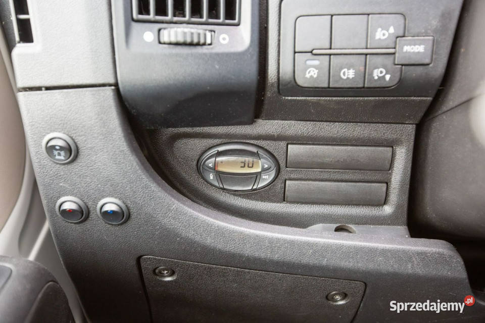 Peugeot Boxer 7OSÓB DOKA SKRZYNIA 165 NISKI elektryczne lusterka Jarocin sprzedam