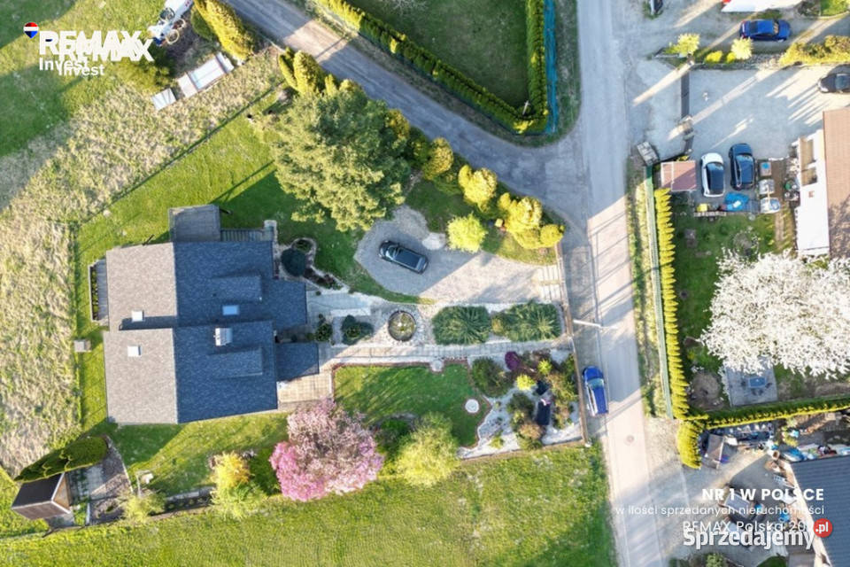 Dom wielopokoleniowywielorodzinny Hałcnów 1457m2