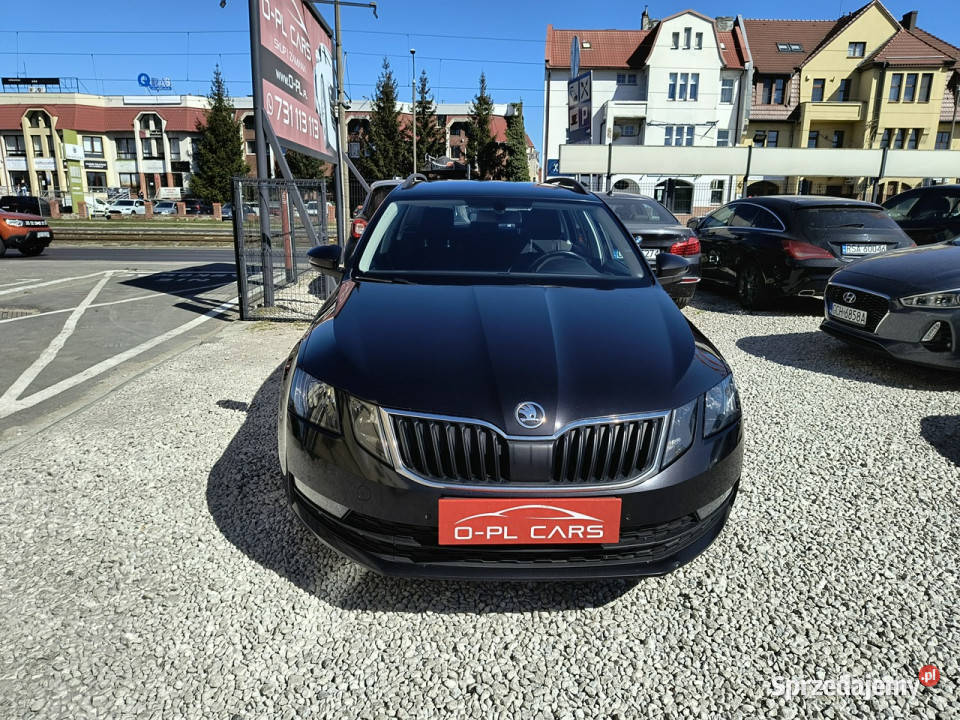 koda Octavia Salon NOWY centralny zamek Bydgoszcz