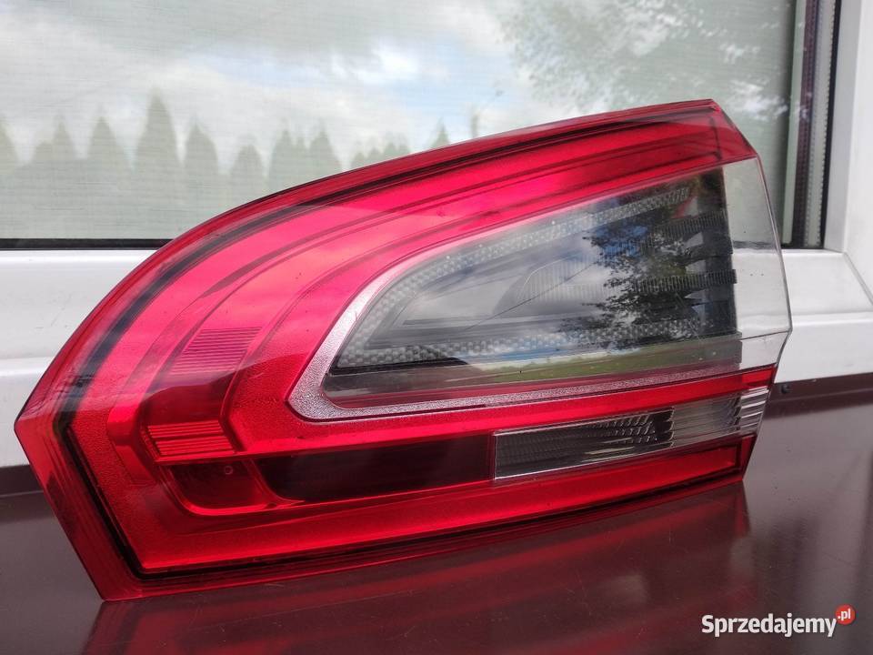 Ford S MK1 LIFT FL lampa tył tylna prawa w klapę osobowe łódzkie Sieradz