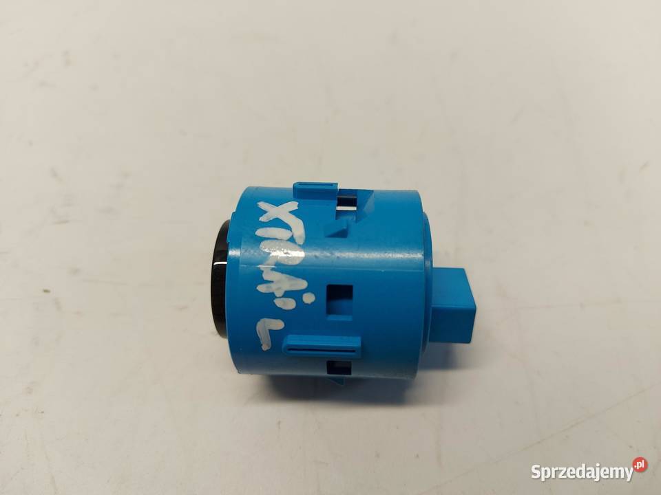 Nissan XTRAIL T33 IV 2023r Przełącznik STARTSTOP osobowe dolnośląskie