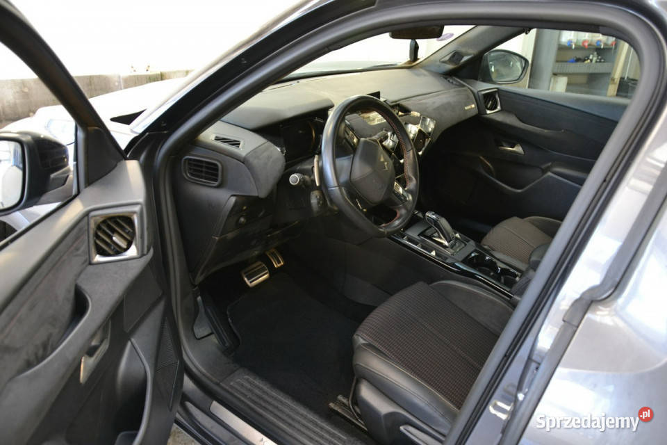 DS Automobiles DS 3 performance 12 benzyna 130 67000km Kęty