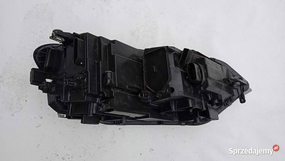 VW Touran 5T Full Led reflektor lampa lewy przód osobowe Przeźmierowo