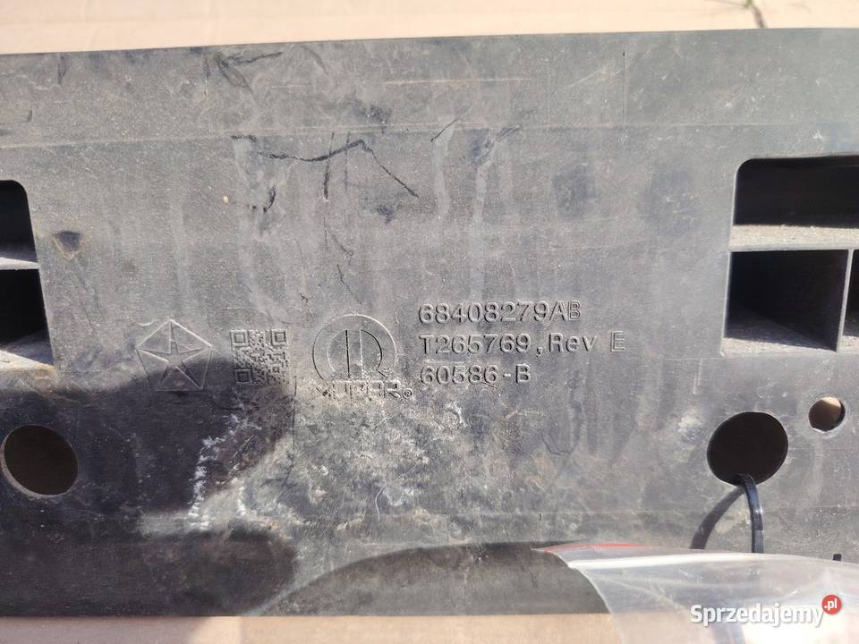 Dolna kierownica powietrza Jeep Grand Cherokee Książenice