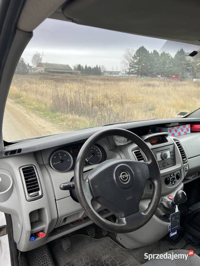 Opel Vivaro L2H1 20 Tdci 115 stan b Warszawa