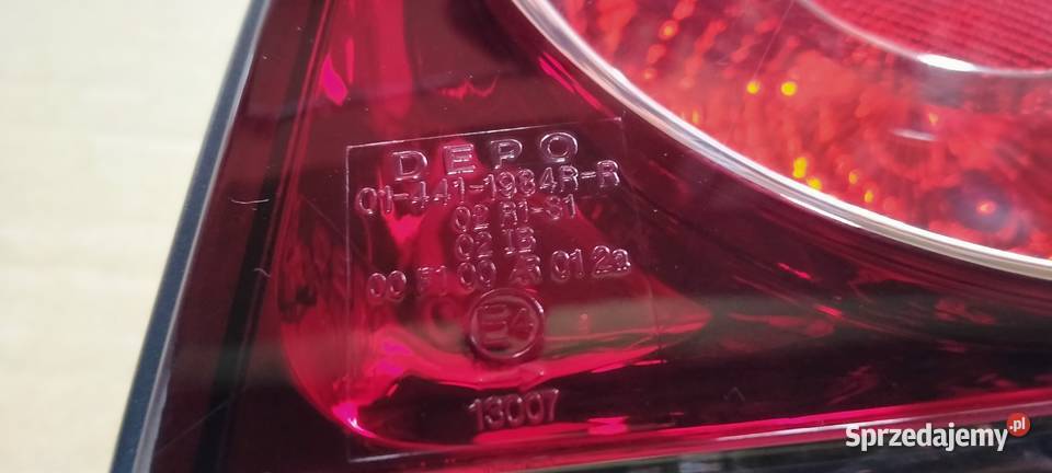 VW POLO IV LIFT 0508 LAMPA PRAWY TYŁ śląskie Bielsko-Biała