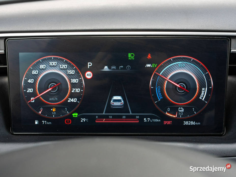 Hyundai Tucson WJ8638M16 TGDi HEV Executive 2WD system Start-Stop Pępowo