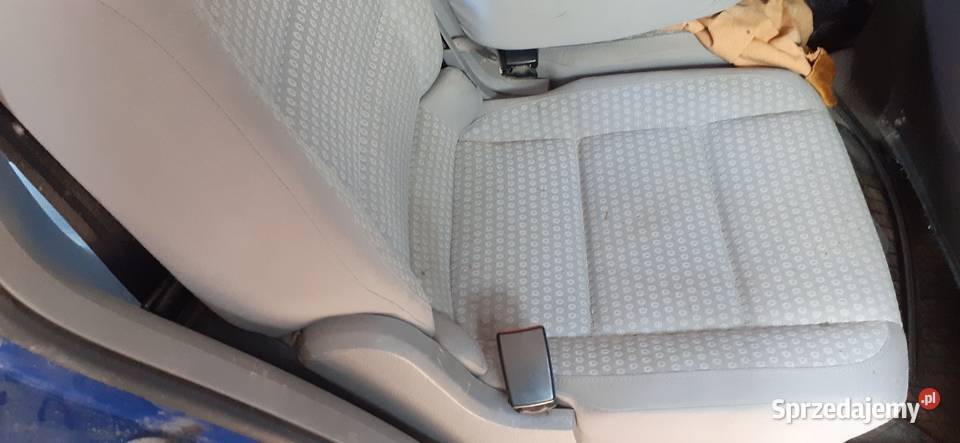 Fotel kierowcy VW Touran Nisko