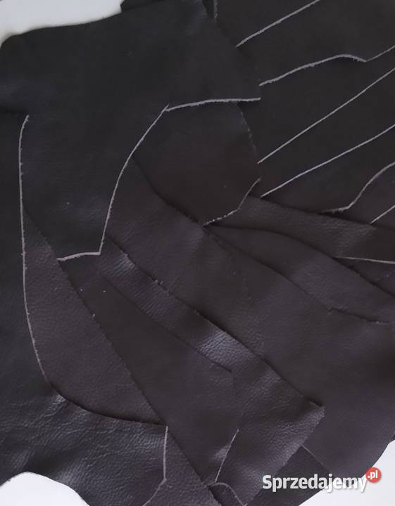 Skóra 755 g Licowa Włoska średnie i małe kawałki pomorskie