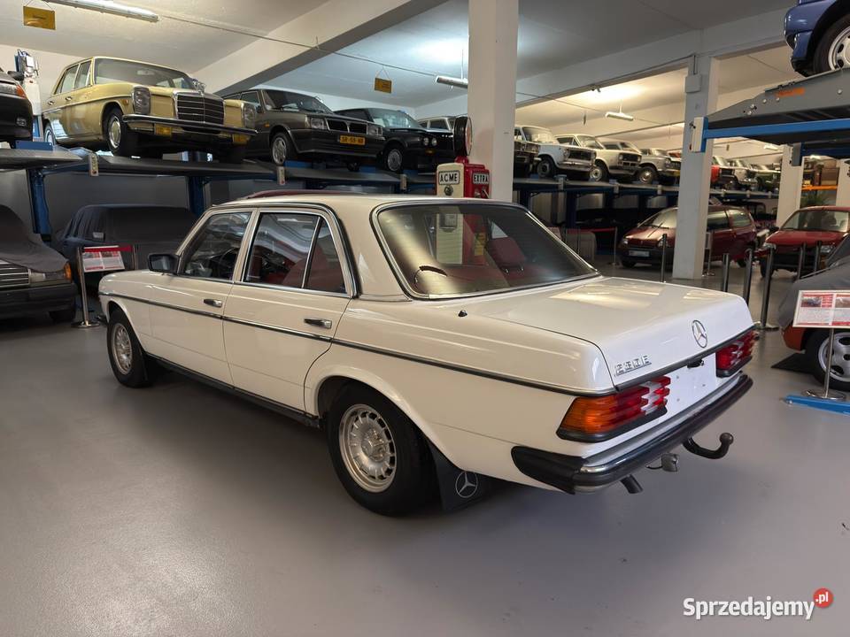 Mercedes W123 200 Benzyna 1984 klasyka Zgierz