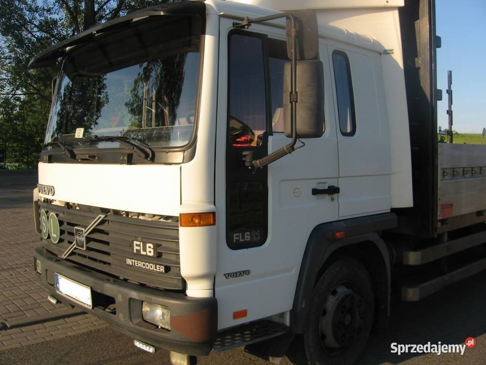 VOLVO FL611 UWAGA200 przebiegu Kabina sypialna sprzedam