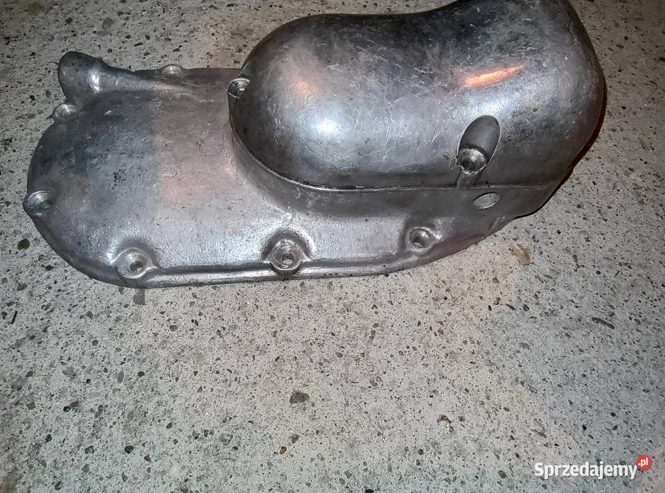 Dekiel zapłonu i pokrywa rozrządu Ural M62 Pokrywy i osłony silnika Leszno sprzedam