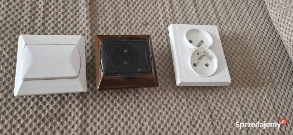 gniazdo elektryczne kontakt zestaw 3 sprzedam