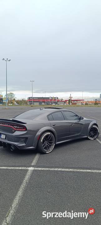 Dodge Charger Scat pack Widebody 64 V8 Rybnik