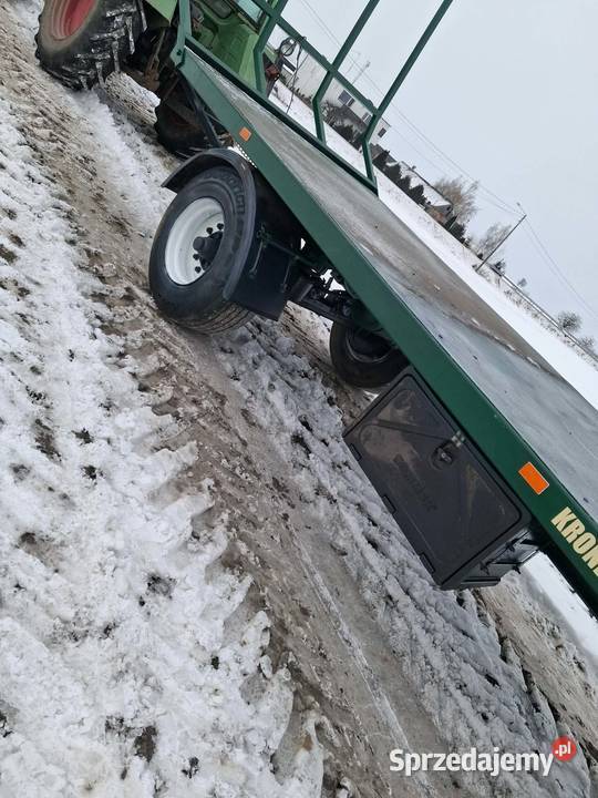 Przyczepa do slomy bel skrzynio palet Pozostałe