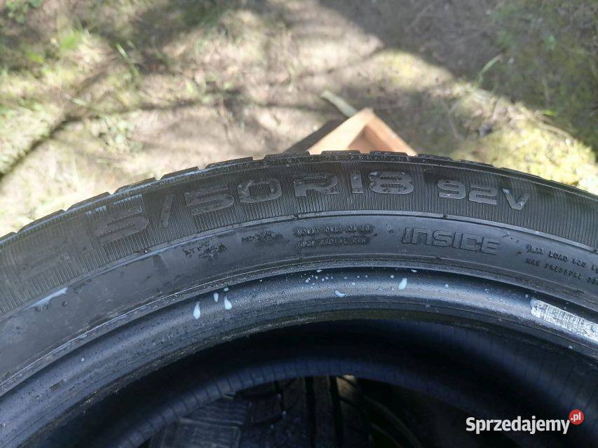 Opony zimowe Nokian 215 50 18 Samochodowe Tarnów sprzedam