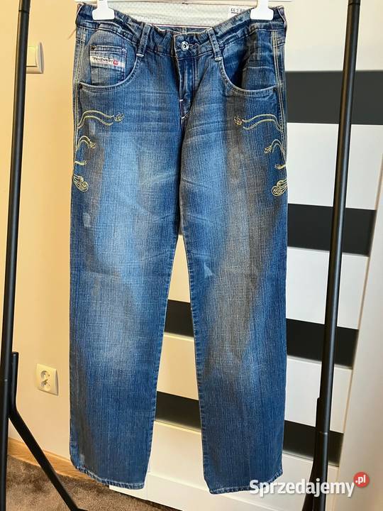 Nowe damskie jeansy spodnie Diesel Jeans hafty Rzeszów sprzedam