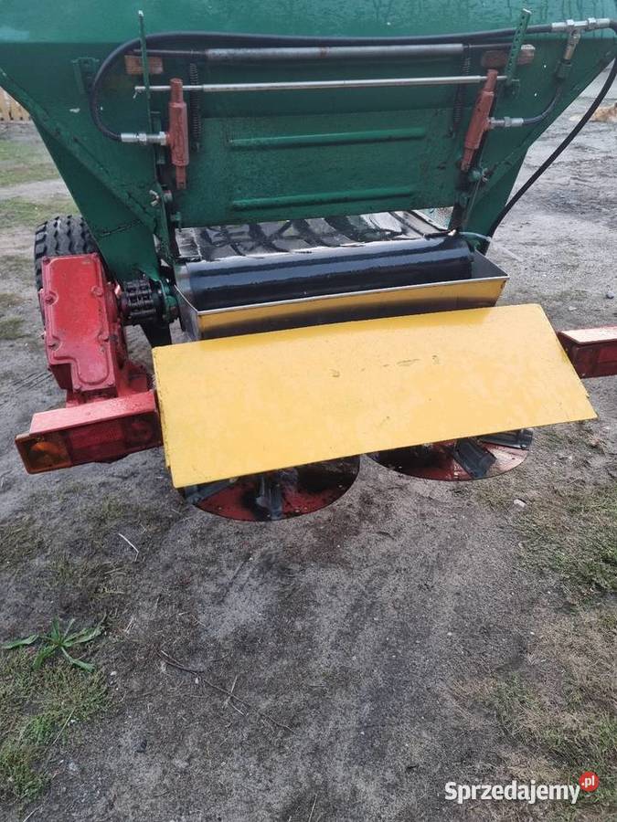 Rozsiewacz wapna rcw3 wielkopolskie