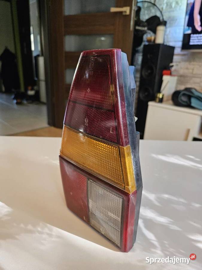 Lampa tylna Vw Passat b2 szczupak lewa osobowe warmińsko-mazurskie Elbląg
